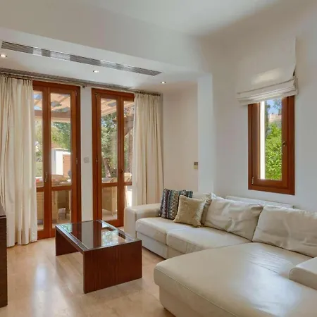 Aphrodite Hills Superior 135 * Kouklia